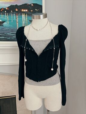 Black Puff Sleeve top